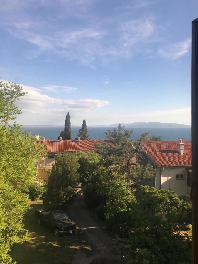 Apartman Nika Rijeka Exteriör bild